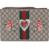 GUCCI GG SUPREME HEART PATCH POUCH - Clutch bags - $859.99 