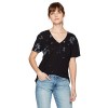 GUESS Women's Short Sleeve Destroyed Tie Dye T-Shirt - Koszule - krótkie - $25.32  ~ 21.75€