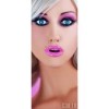 Model w/Pink Lipstick and Large Eyes - Wybieg - 