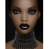 Model with Dark Lipstick - Anderes - 