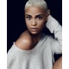 Model with Short White Hair - Anderes - 