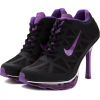 Nike Ladies Air Max 2011 High  - Klasyczne buty - 