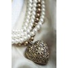 Pearls and more Pearls! - Figure - 