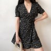 Retro French temperament V-neck floral waist slimming short-sleeved dress - ワンピース・ドレス - $27.99  ~ ¥3,150