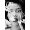 Rihanna Smokes - People - 