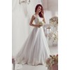 Simple dress and Bouquet - Свадебные платья - 