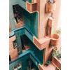 coral and teal building - 建筑物 - 