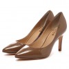 ラブシュートリアLOVESHOETORIAパンプス（ベージュエナメル） - Sapatos clássicos - ¥10,500  ~ 80.13€