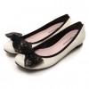 ピニャココpinyacoco【エアフィー】【アイスフィール】リボンフラットシューズ（アイボリーコンビ） - Ballerina Schuhe - ¥9,450  ~ 72.12€