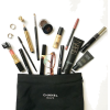 minimal flatlay makeup chanel bag - Cosmetica - 