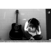 sad woman whit guitar - Pozadine - 