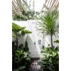unusual garden shower - Edificios - 