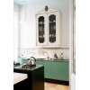 white and green kitchen - 室内 - 