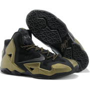  LeBron James 11 Men Size Shoe - 经典鞋 - 