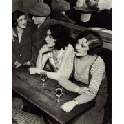 1920s Parisian cafe scene - People - 