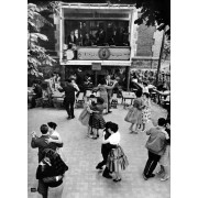1950s Parisian outdoor dancing - People - 