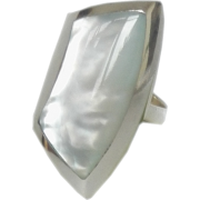 Abstract Pearl/Shell Silver Ring - Items - £59.00  ~ $77.63