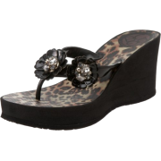 BCBGeneration Women's Skyla Thong Sandal - Flip-flops - $29.99  ~ 25.76€