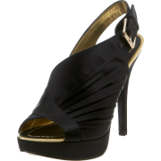 Nine West Women's Ramone Platform Sandal - Plattformen - $89.00  ~ 76.44€