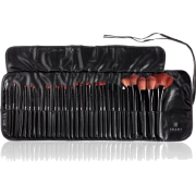 Shany Super Professional Brush Set with Leather Pouch, 32 Count - Cosmetica - $25.00  ~ 21.47€