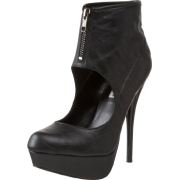 Steve Madden Women's Crispp Platform Pump - Туфли на платформе - $99.95  ~ 85.85€