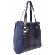 B. MAKOWSKY Harper Shoulder Bag Ink - Borse - $151.99  ~ 130.54€