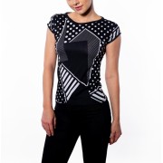 Black And White Polka Dots Geo Print Tee - Meine Fotos - $46.00  ~ 39.51€