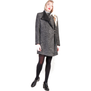 Coat,Outerwear,Womenswear - 模特（真人） - $167.99  ~ ¥1,125.59