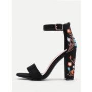 Embroidery Detail Two Part Block Heeled Sandals - Сандали - $36.00  ~ 30.92€