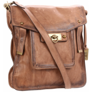 FRYE Cameron Magazine Crossbody Tan - Borse - $397.95  ~ 341.79€