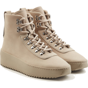 Fear Of God High Top Hiking Sneakers - 球鞋/布鞋 - $995.00  ~ ¥6,666.83