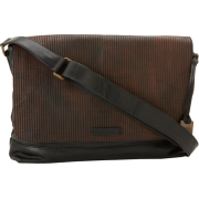 Frye James Veg Cut Leather DB106 Messenger Bag Dark Brown - Mensageiro bolsas - $548.00  ~ 470.67€