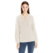GUESS Women's Long Sleeve Micah Romantic V Top - Camisas - $24.99  ~ 21.46€