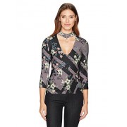 GUESS Women's Three Quarter Sleeve Irene Choker Top - Рубашки - короткие - $28.37  ~ 24.37€