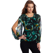 Kenneth Cole Women's Abstract Rose Slit Sleeve Tunic Deep Green Combo - Túnicas - $89.50  ~ 76.87€