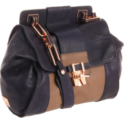 Kooba Noelle Cross Body Navy/Taupe - Borse - $378.00  ~ 324.66€