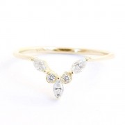 Marquise Gold & Diamond Chevron V Ring, - Prstenje - 