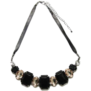 Gaia ogrlica - Necklaces - 49,00kn  ~ £5.86