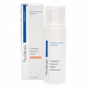 NeoStrata Foaming Glycolic Wash AHA 20 - Maquilhagem - $40.00  ~ 34.36€