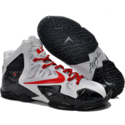 Nike LeBron James Shoes XI 11  - Classic shoes & Pumps - 