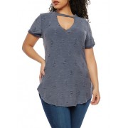 Plus Size Distressed Tunic Top - Top - $16.99  ~ 14.59€