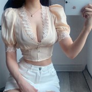 Retro French girl lace fight receiving waist deep V-neck exposed navel lace top - Shirts - $27.99 