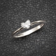 Solitaire Engagement Ring, Heart Diamond - Mie foto - 