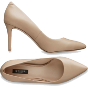 VIVIENNE PUMPS - Klasyczne buty - 