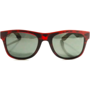WAY ON CLIP RED TORTOISE – GREY - Sunglasses - $353.00  ~ 303.19€
