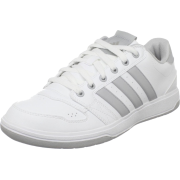 adidas Men's Oracle Stripes V Tennis Shoe Running White/Light Onix/Metallic Silver - Кроссовки - $35.98  ~ 30.90€