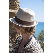 sunhat bun hairdo - Minhas fotos - 