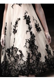 Alexander McQueen lace dress - Catwalk - 