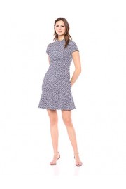 Amazon Brand - Lark & Ro Women's Short Sleeve Mocke Neck Ruffle Hem Sheath Dress - My时装实拍 - $33.76  ~ ¥226.20
