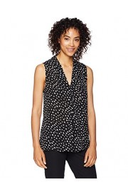 Amazon Brand - Lark & Ro Women's Sleeveless Flowy V-Neck Top - Il mio sguardo - $21.85  ~ 18.77€